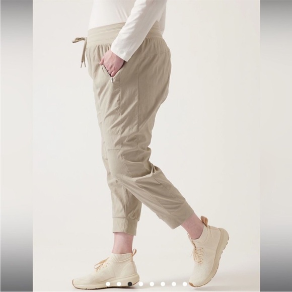 Size 26 3X ATHLETA Trekkie North‎ Jogger Pants Tan Ecru NEW - Picture 5 of 12